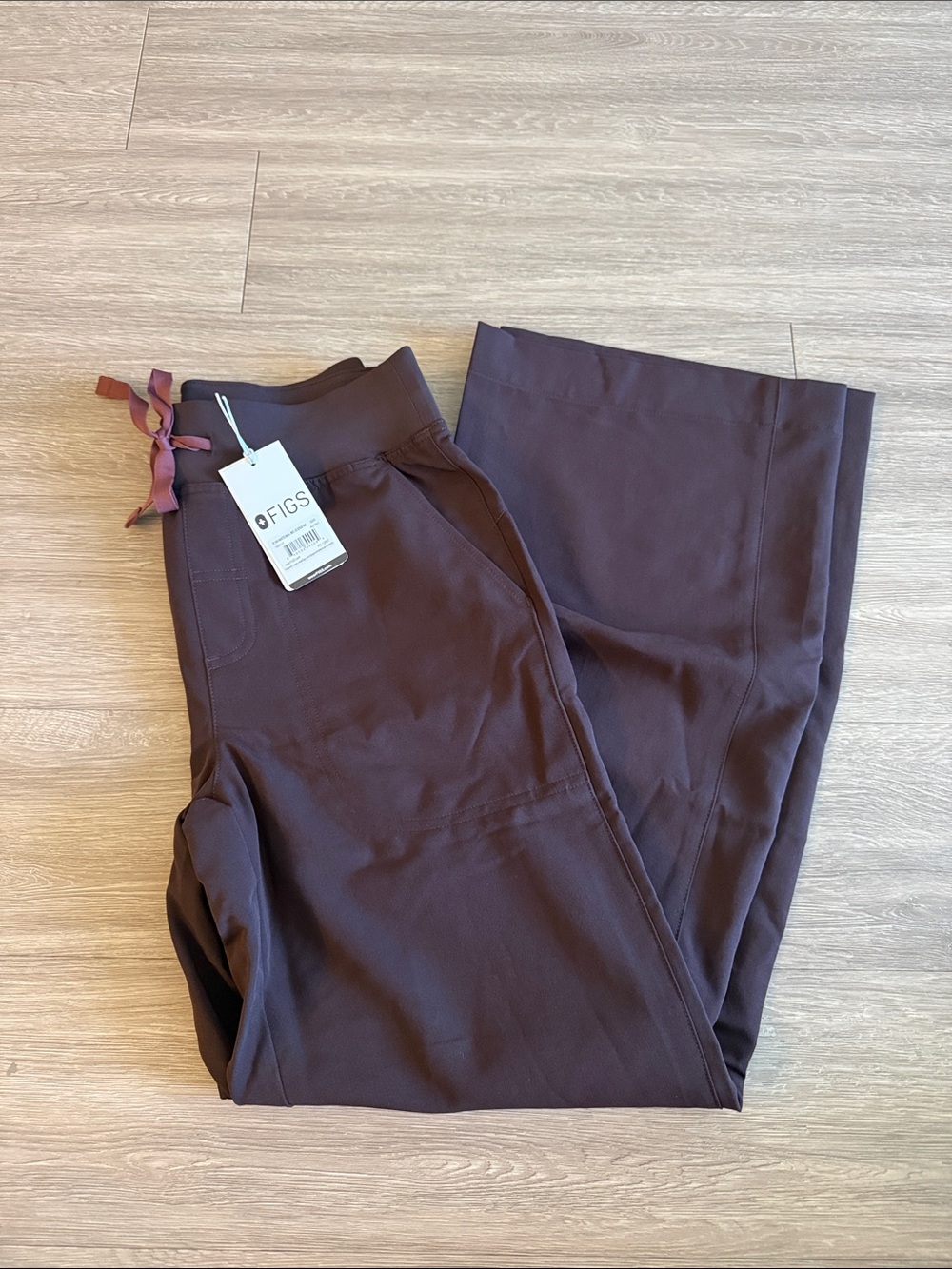 NWT Figs Espresso Isabel High-Waisted Wide-Leg Scrub Pants - Picture 6 of 9